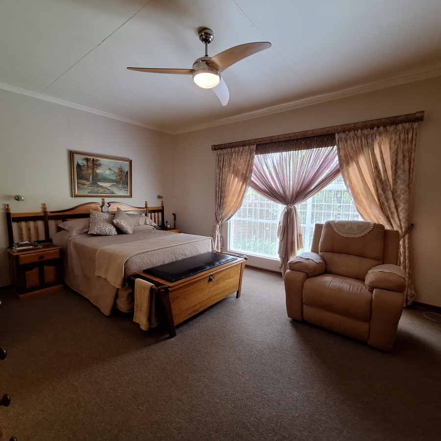 5 Bedroom Property for Sale in Villiers Free State